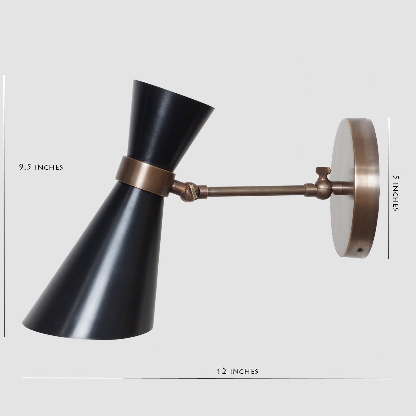 Peggy Wall Lamp