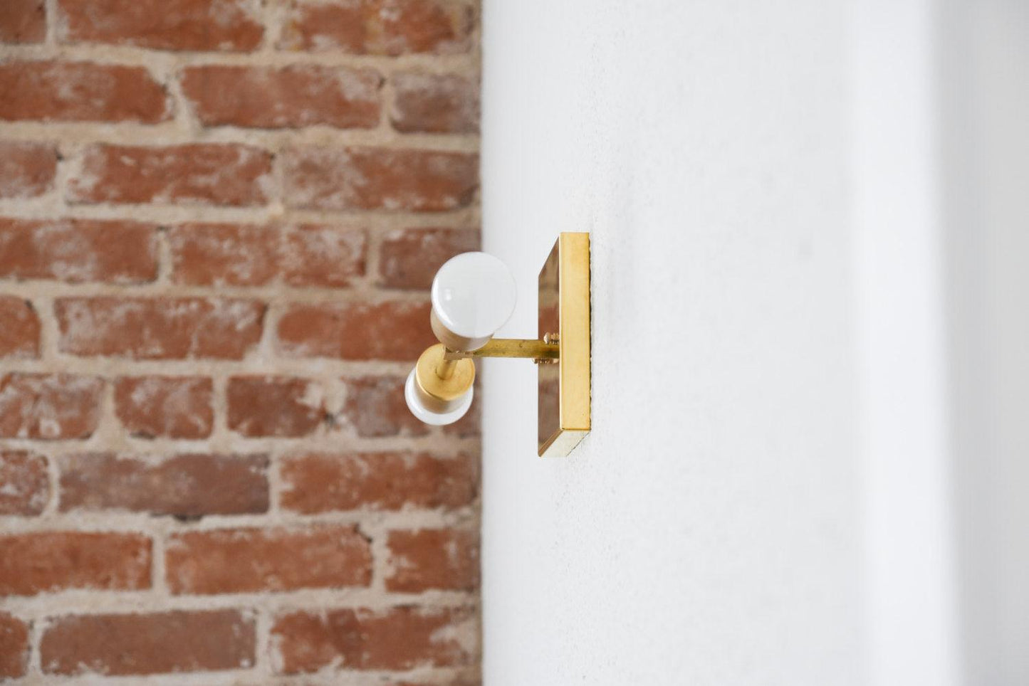 Modern Brass Wall Sconce Vanity Gold Brass 2 Bulb Square Sconce