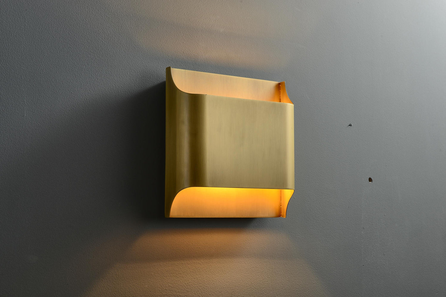 Large Antique Bronze Lamp Copper Wall Brass Sconce for Indoor and Outdoor Use