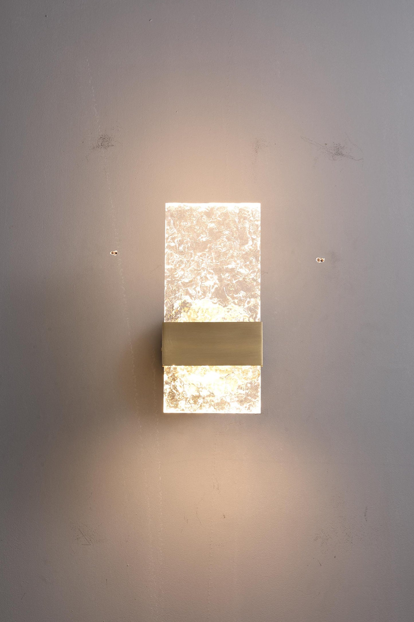 Vintage Sconce Stone Pattern Acrylic and Copper Wall Lamp