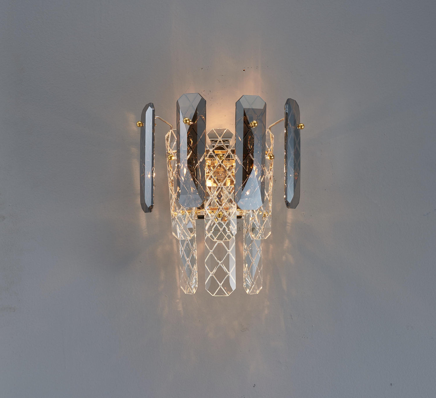 Luxury Electroplating Gold Wall Lamp with K9 Crystal and Clear Light – Modern Gold Hardware Wall Sconce
