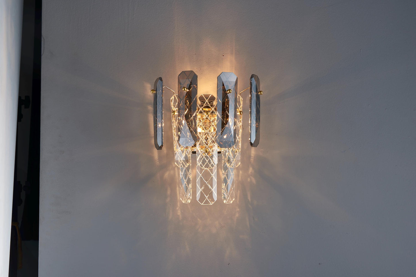 Luxury Electroplating Gold Wall Lamp with K9 Crystal and Clear Light – Modern Gold Hardware Wall Sconce