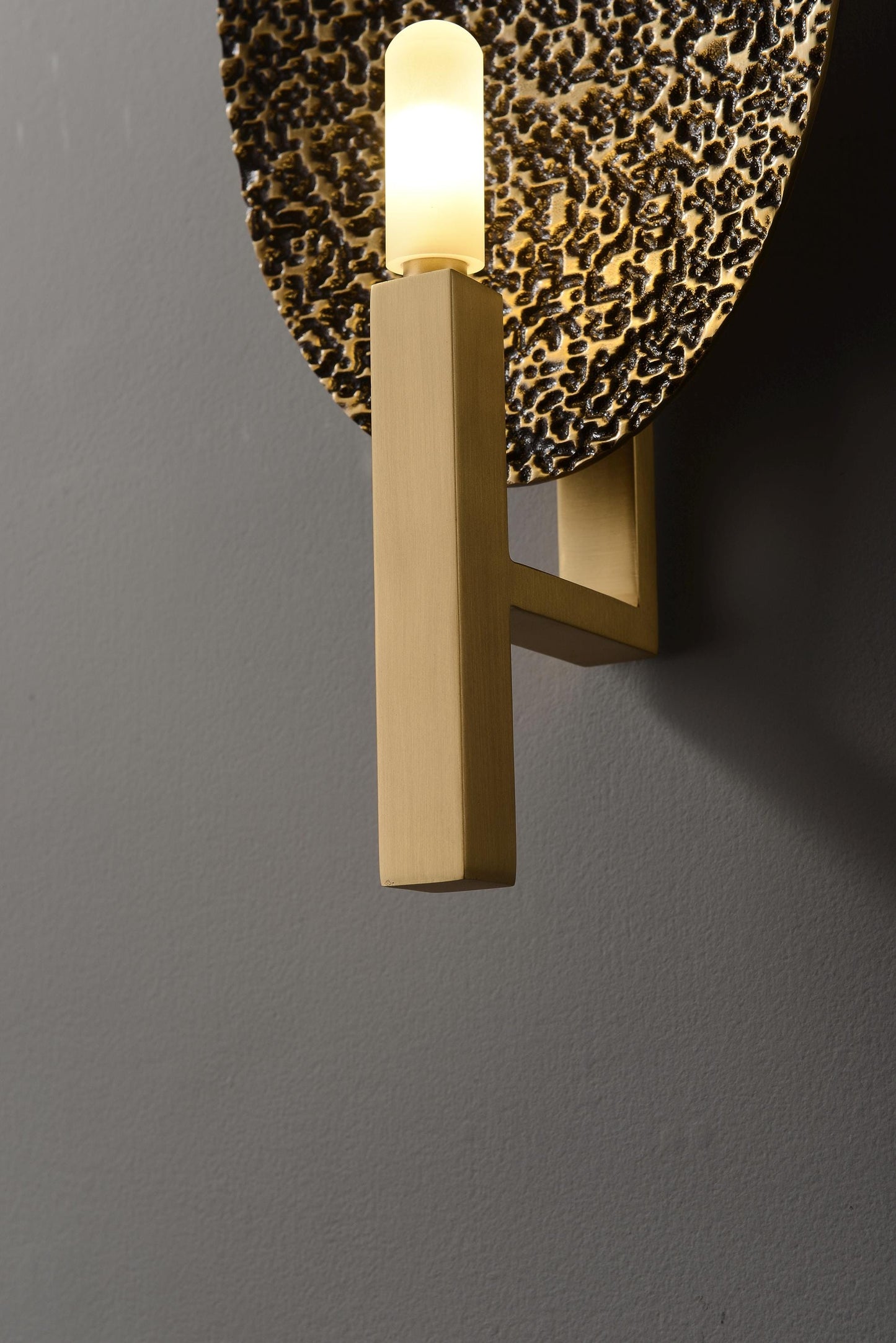 Copper Wall Sconce Brass Lamp Body – Elegant Light Fixture for Any Space
