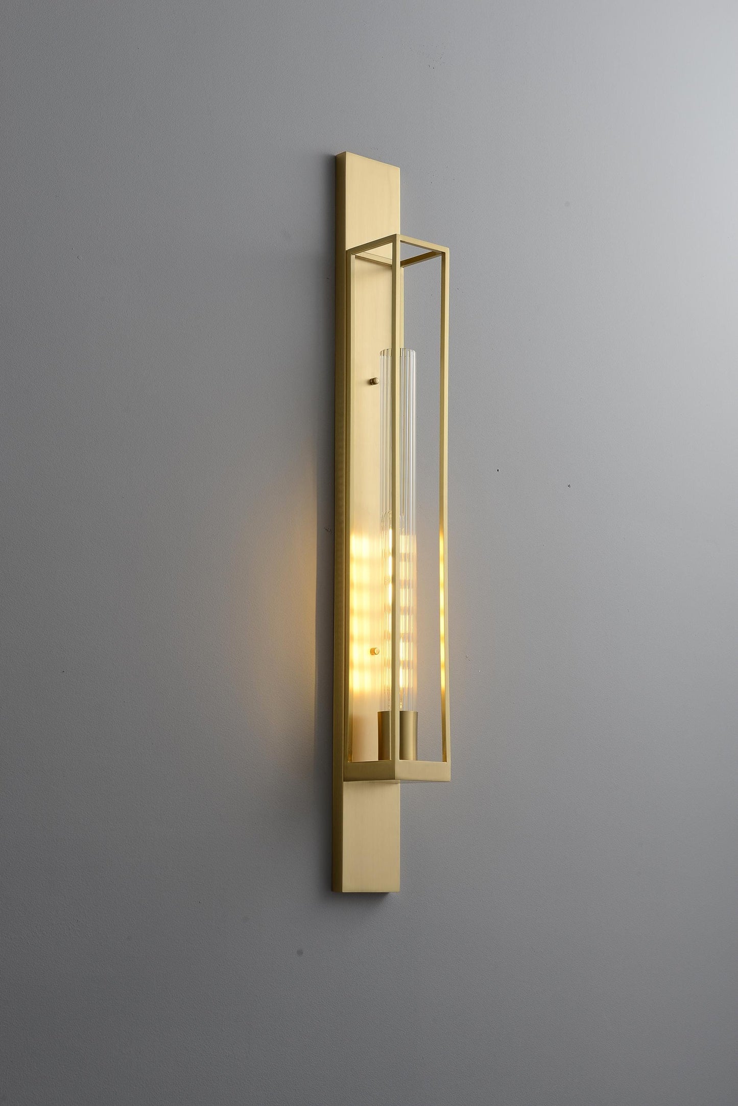 Modern Copper Wall Light Fixture | Stylish Glass and Copper Wall Sconce with Vintage Art Deco Design