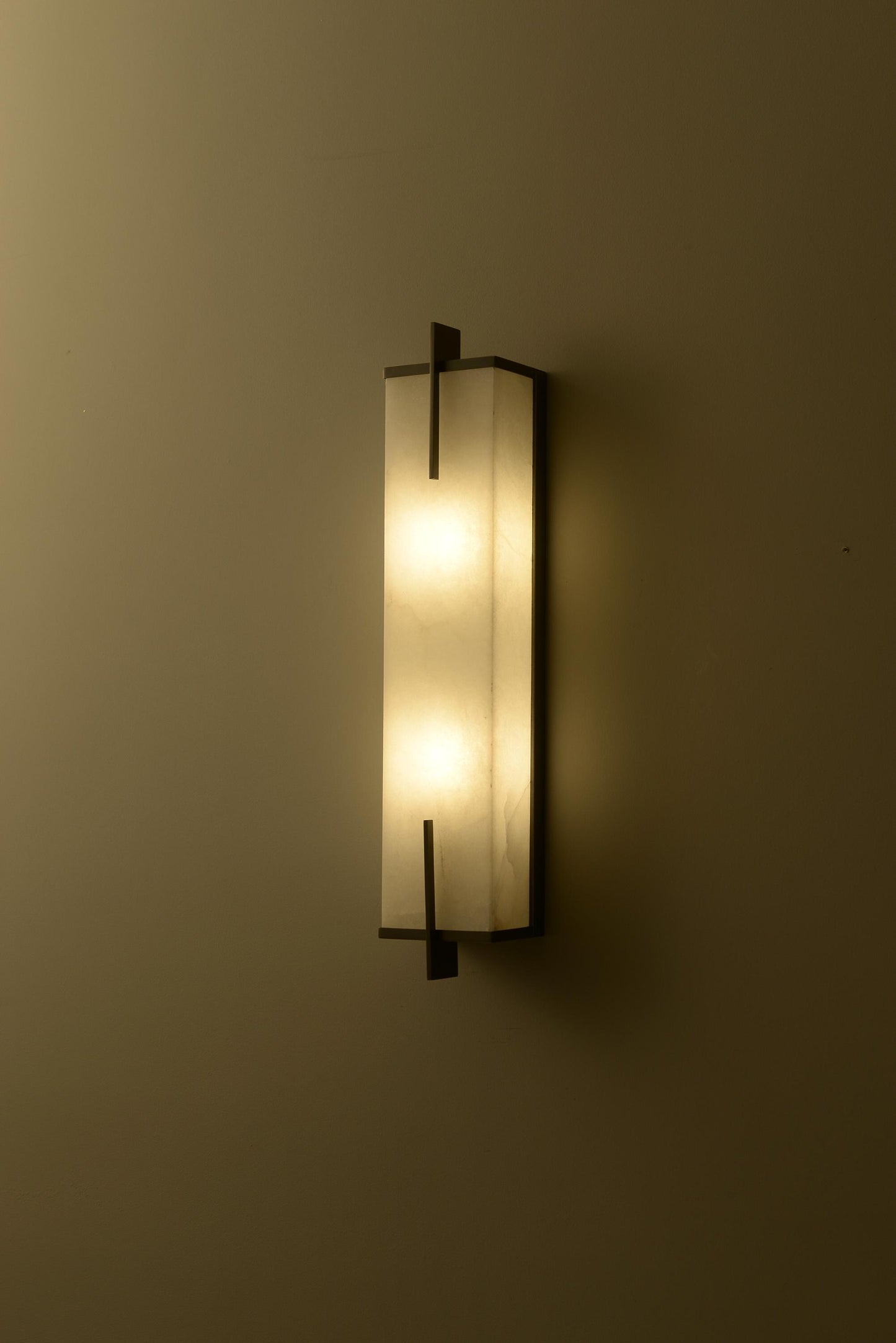 Elegant Black Copper Wall Sconce with Cloth Shade – Contemporary Industrial Wall Lamp and Modern Light Fixture