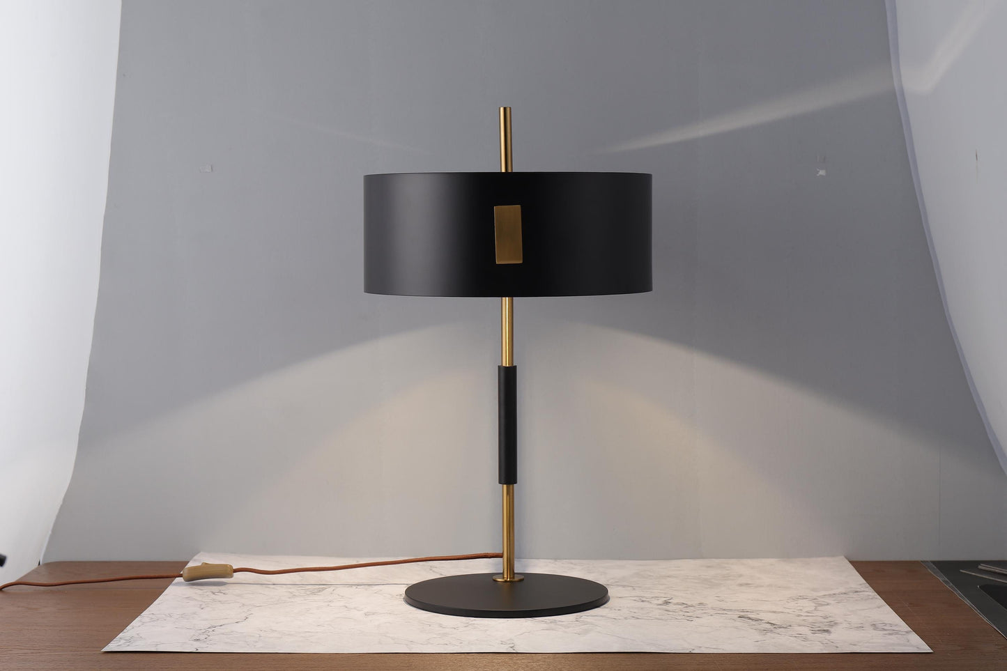 Rustic Copper and Black Iron Table Lamp | Stylish Industrial Desk Lamp with Modern Metal Finish