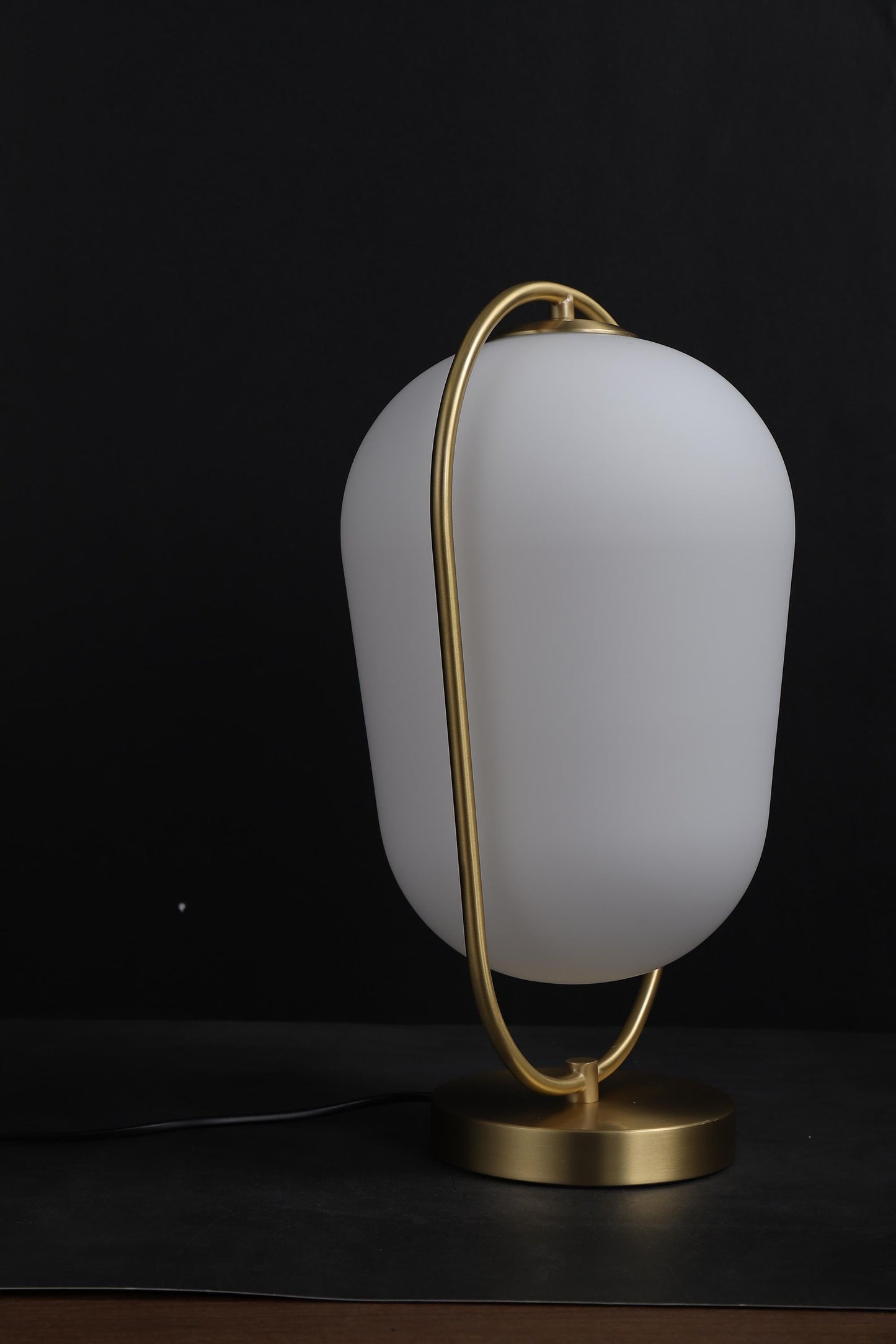 High-Quality Copper Table Lamp with Sleek Aluminum Stand | Minimalist Design for Modern Desk Lighting