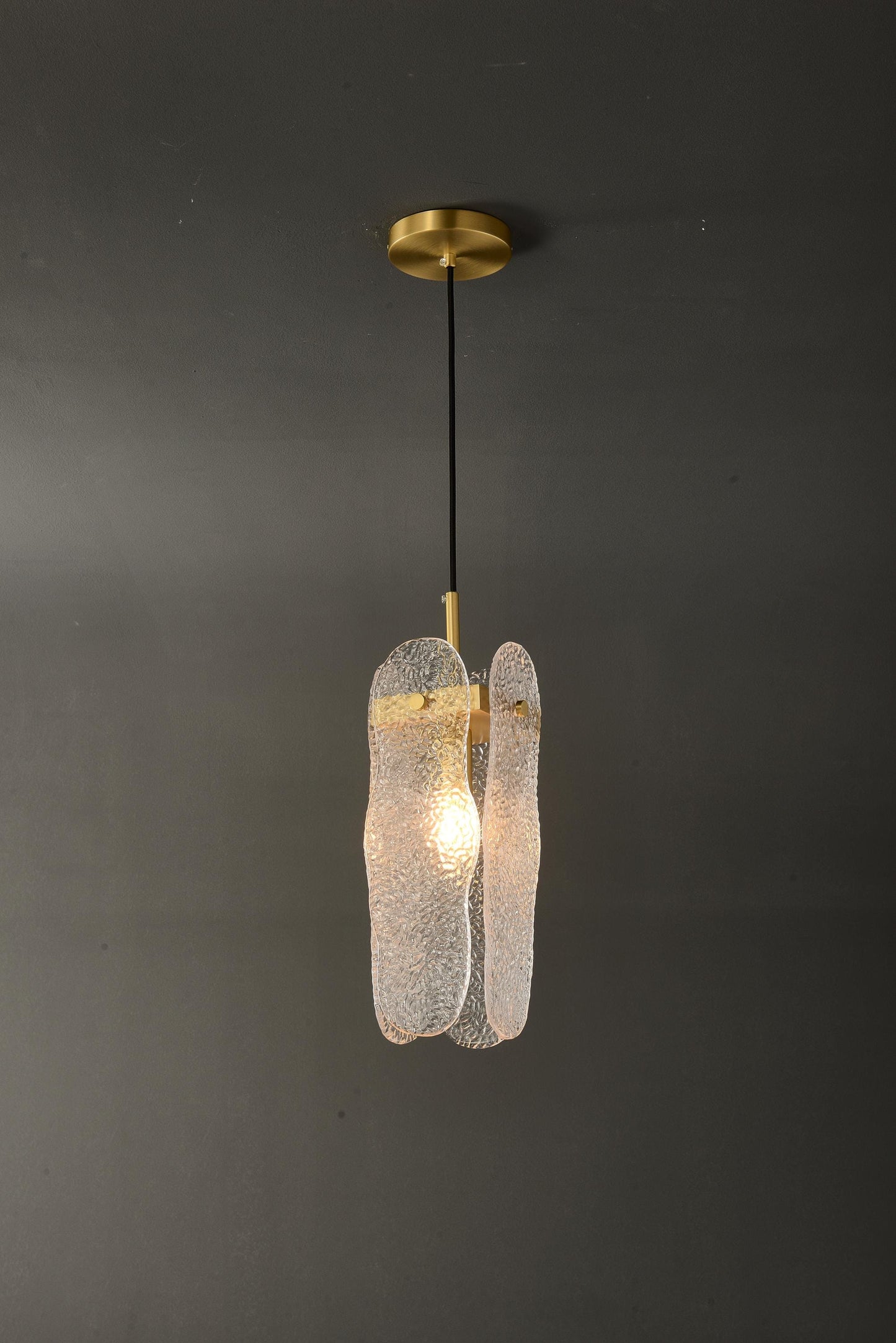 Refined Single-Hanging Copper and Glass Chandelier | Modern Pendant with Artistic Crystal Accents