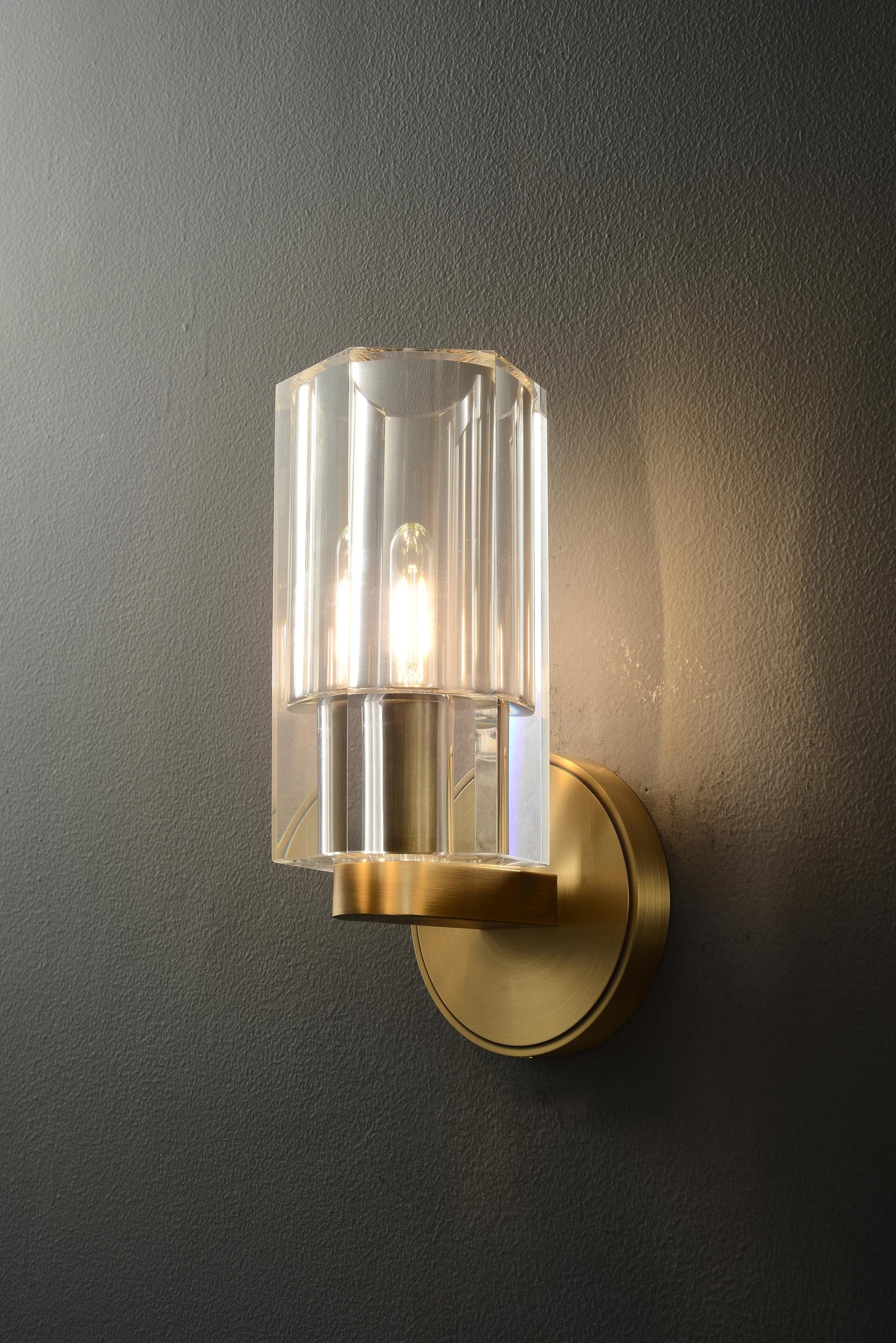 Handcrafted Vintage Bronze Copper and K9 Crystal Wall Lamp – Modern Luxury Lighting Fixture