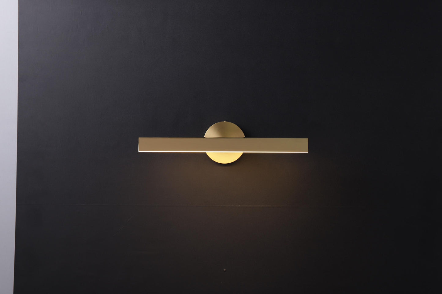Vintage Copper Wall Light - Copper Wall Lamp with Elegant Black Accents