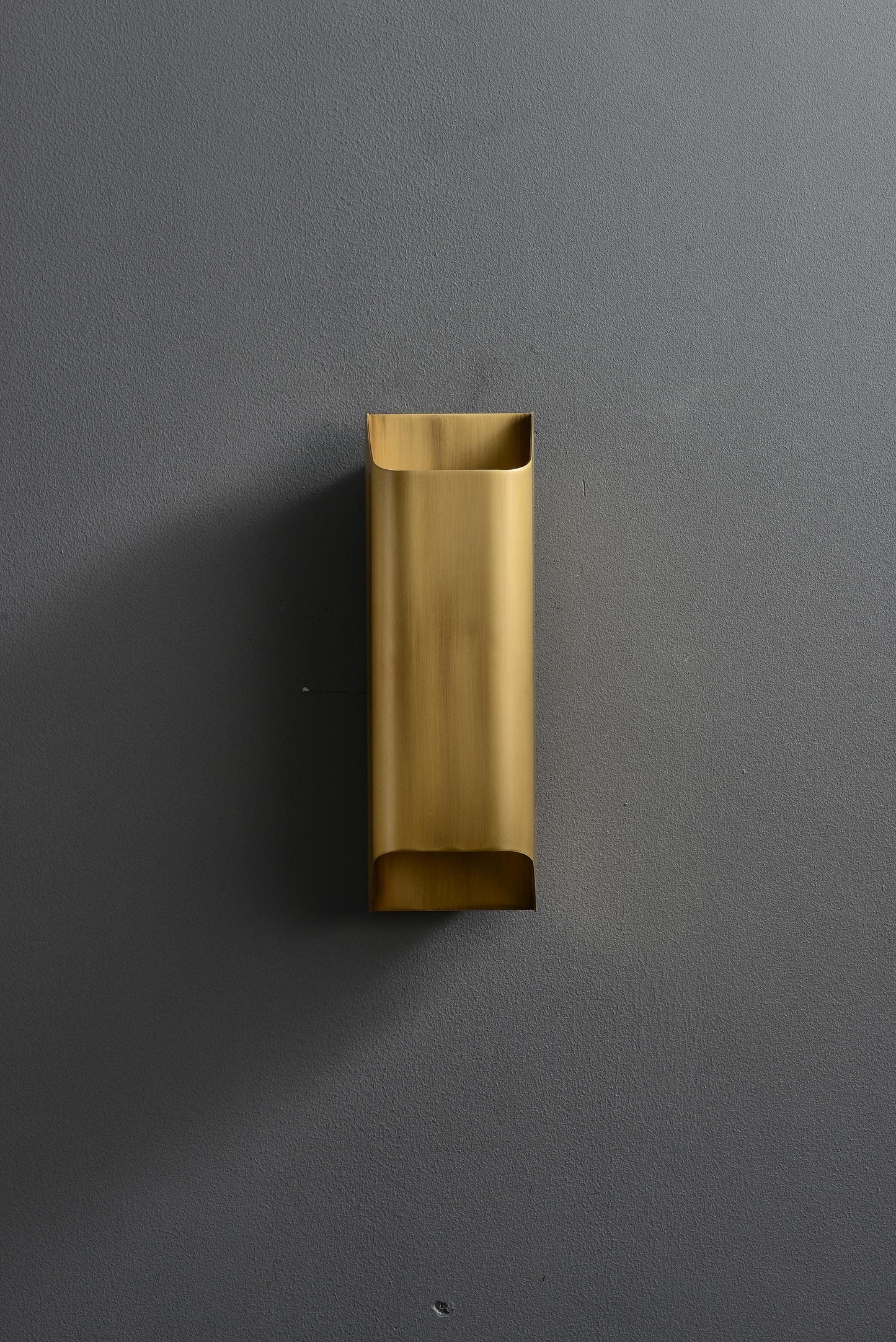 Antique Copper Wall Lamp Mid-Century Brass Lamp Elegant Design
