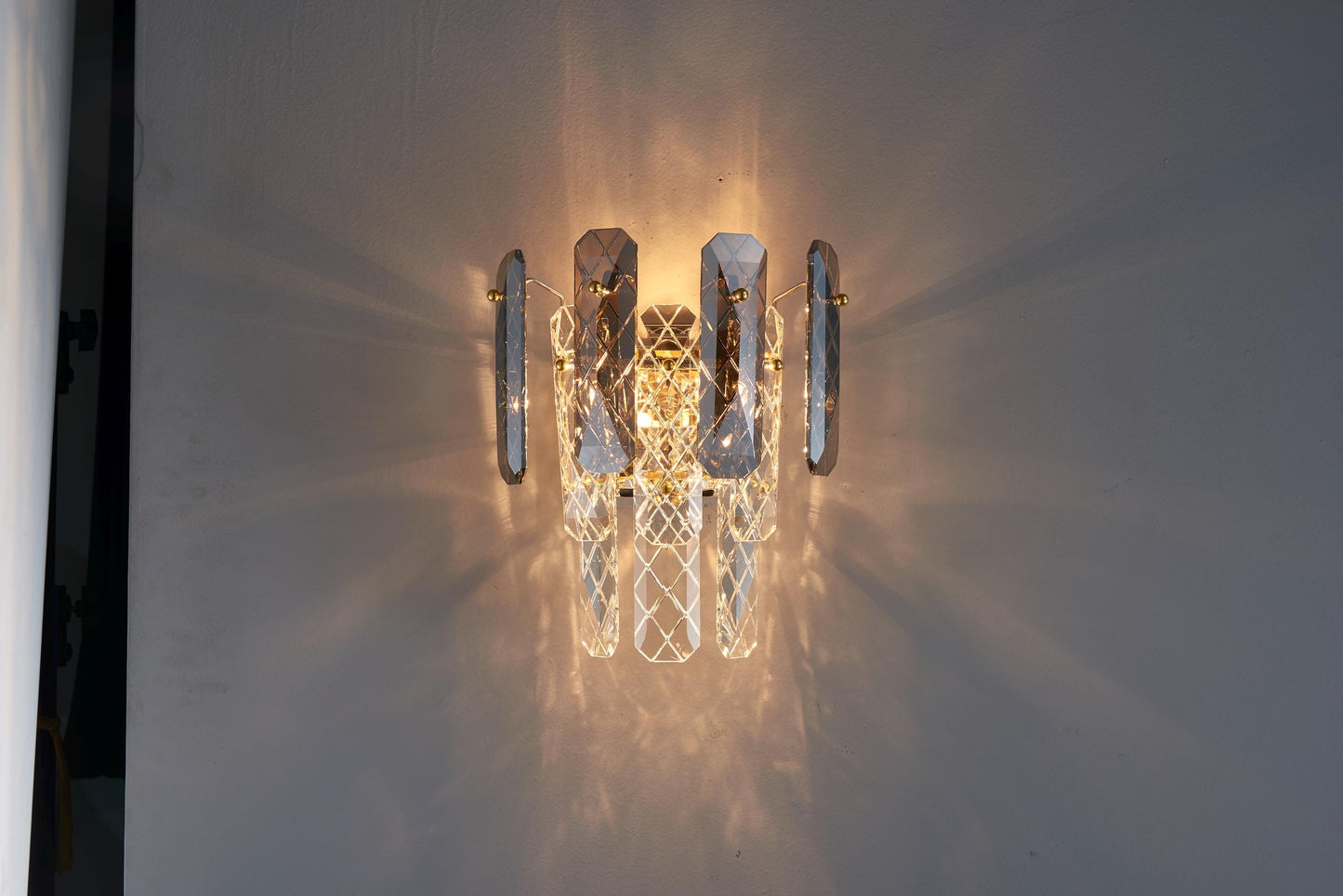 Luxury Electroplating Gold Wall Lamp with K9 Crystal and Clear Light – Modern Gold Hardware Wall Sconce