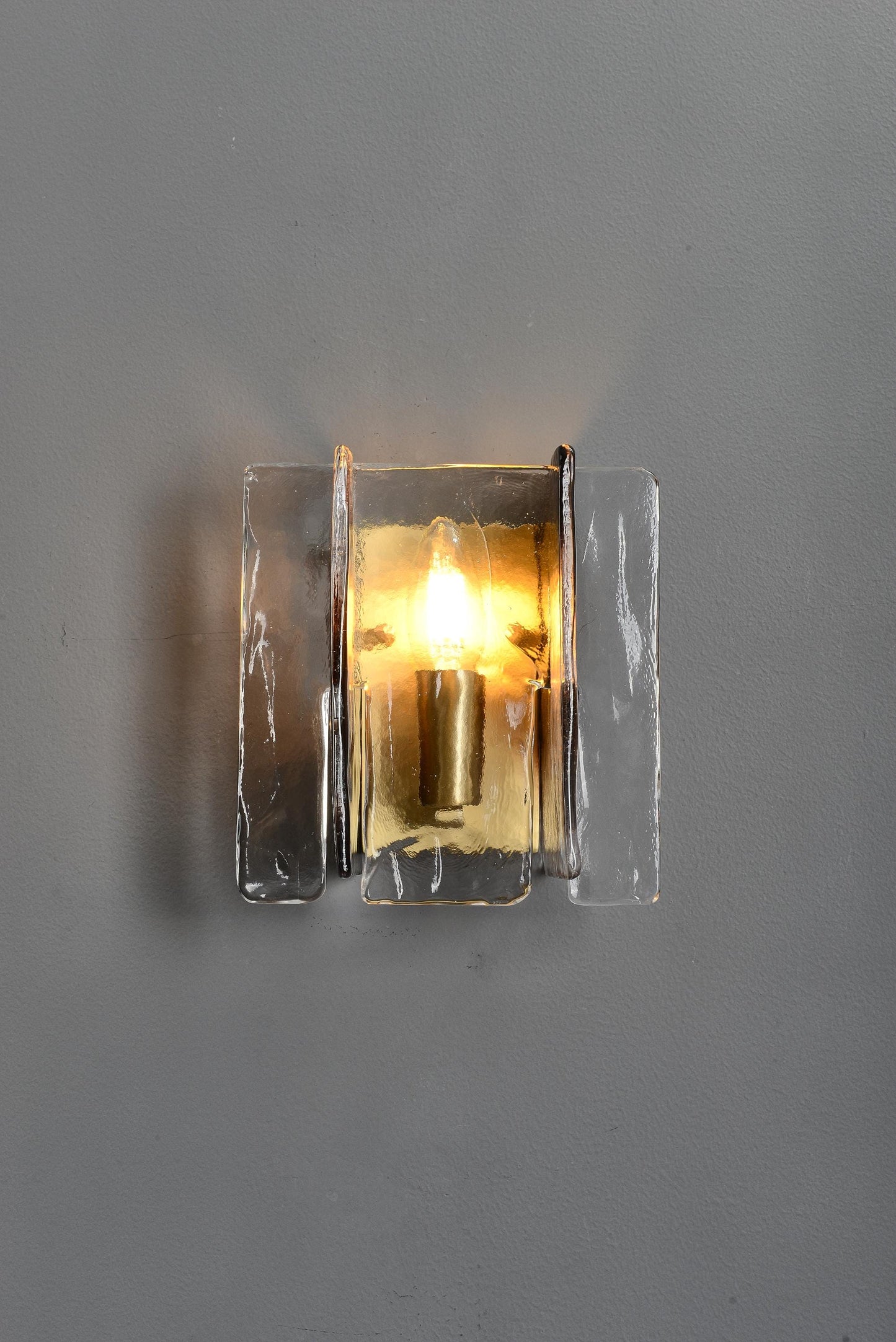 Art-Deco Copper Wall Lamp with Glass Shade | Modern Copper Wall Light Fixture