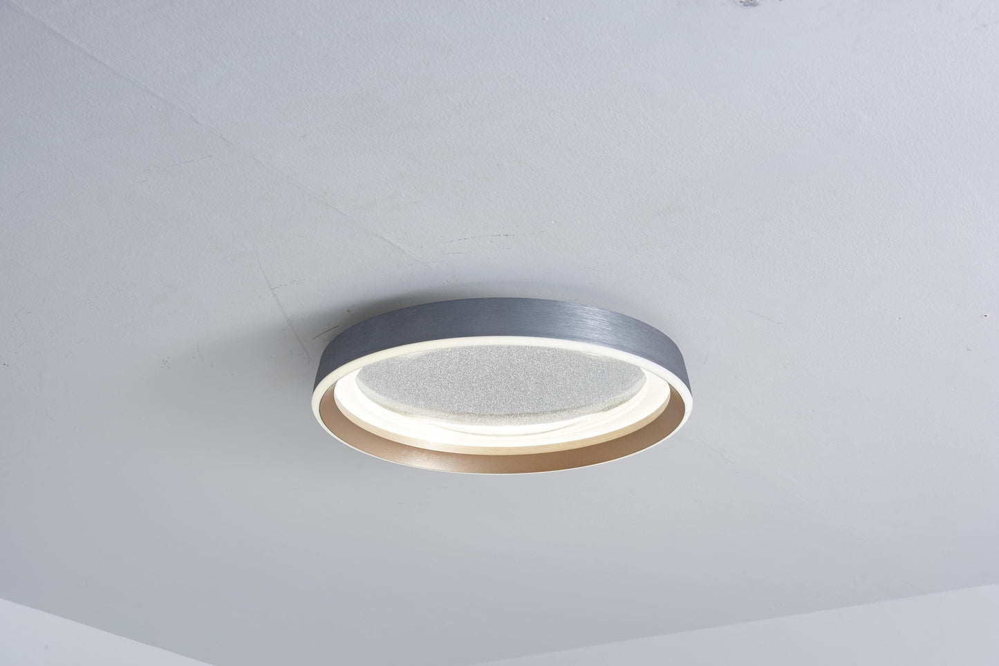 Custom Aluminium Crystal Ceiling Lamp | Luxury Industrial Lighting for Dining Rooms with Energy-Efficient LED Design