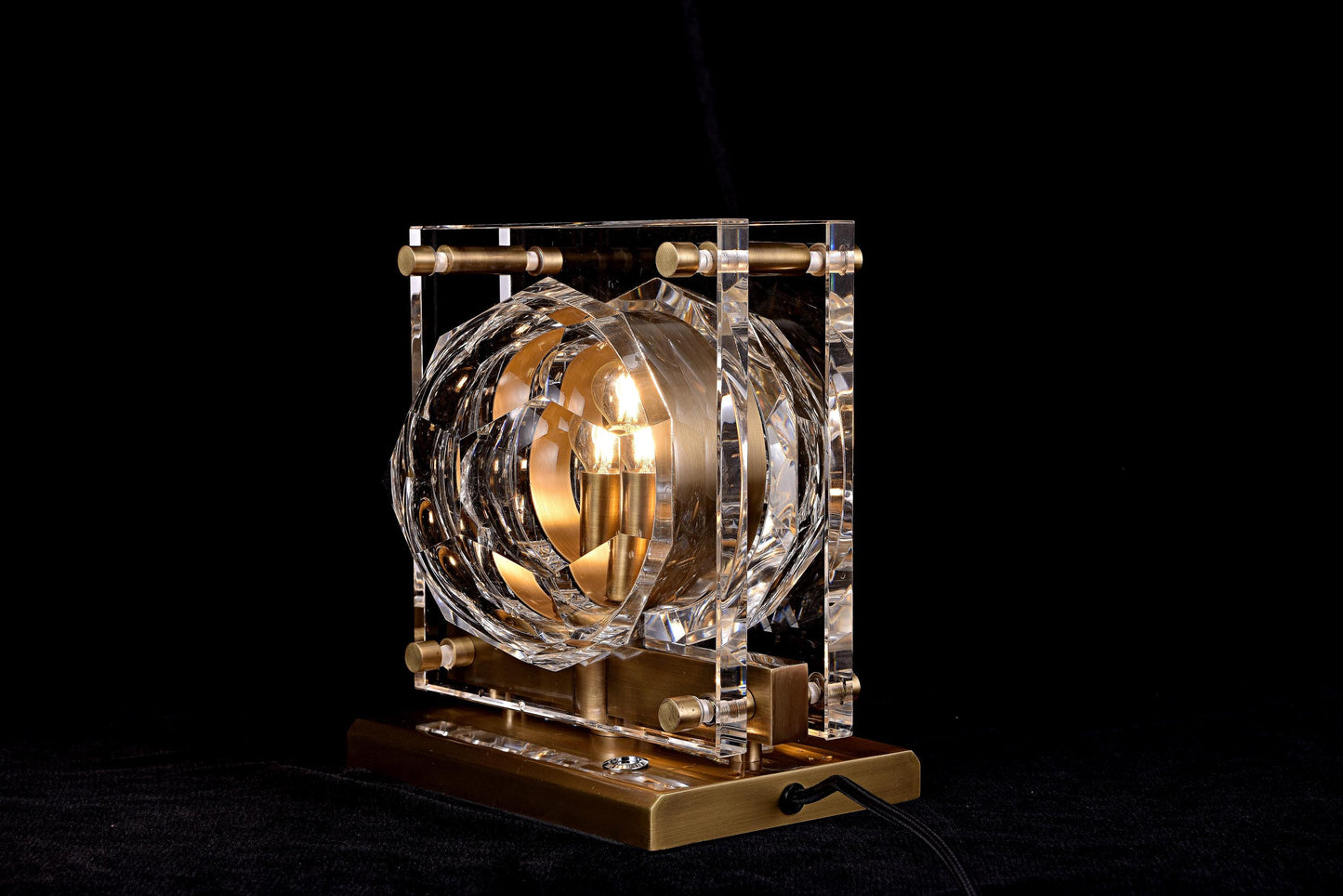 Antique Copper Crystal Table Lamp in Bronze Finish | Luxury Lighting for Living Rooms