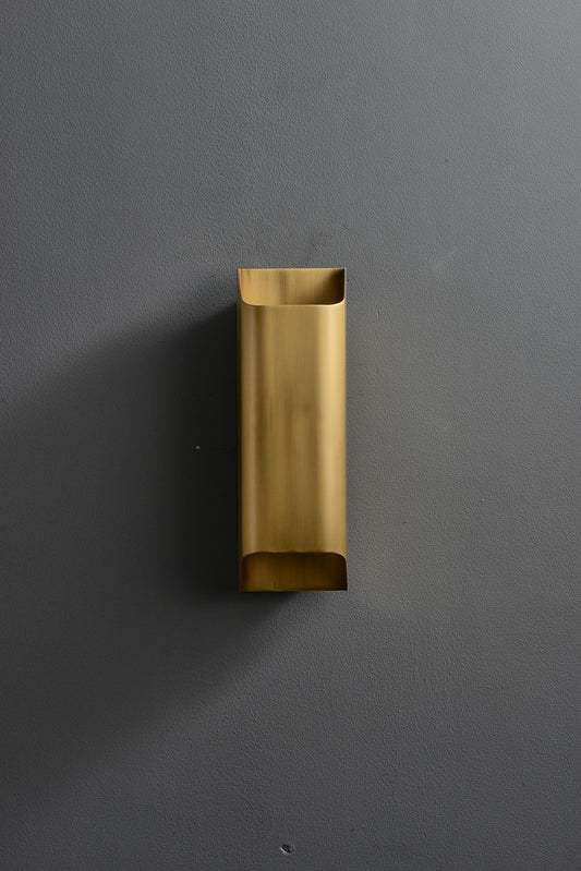 Antique Copper Wall Lamp Mid-Century Brass Lamp Elegant Design