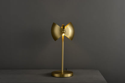 Artistic Vintage Copper Table Lamp | Minimalist, Sustainable Lighting for Industrial Bedroom Designs